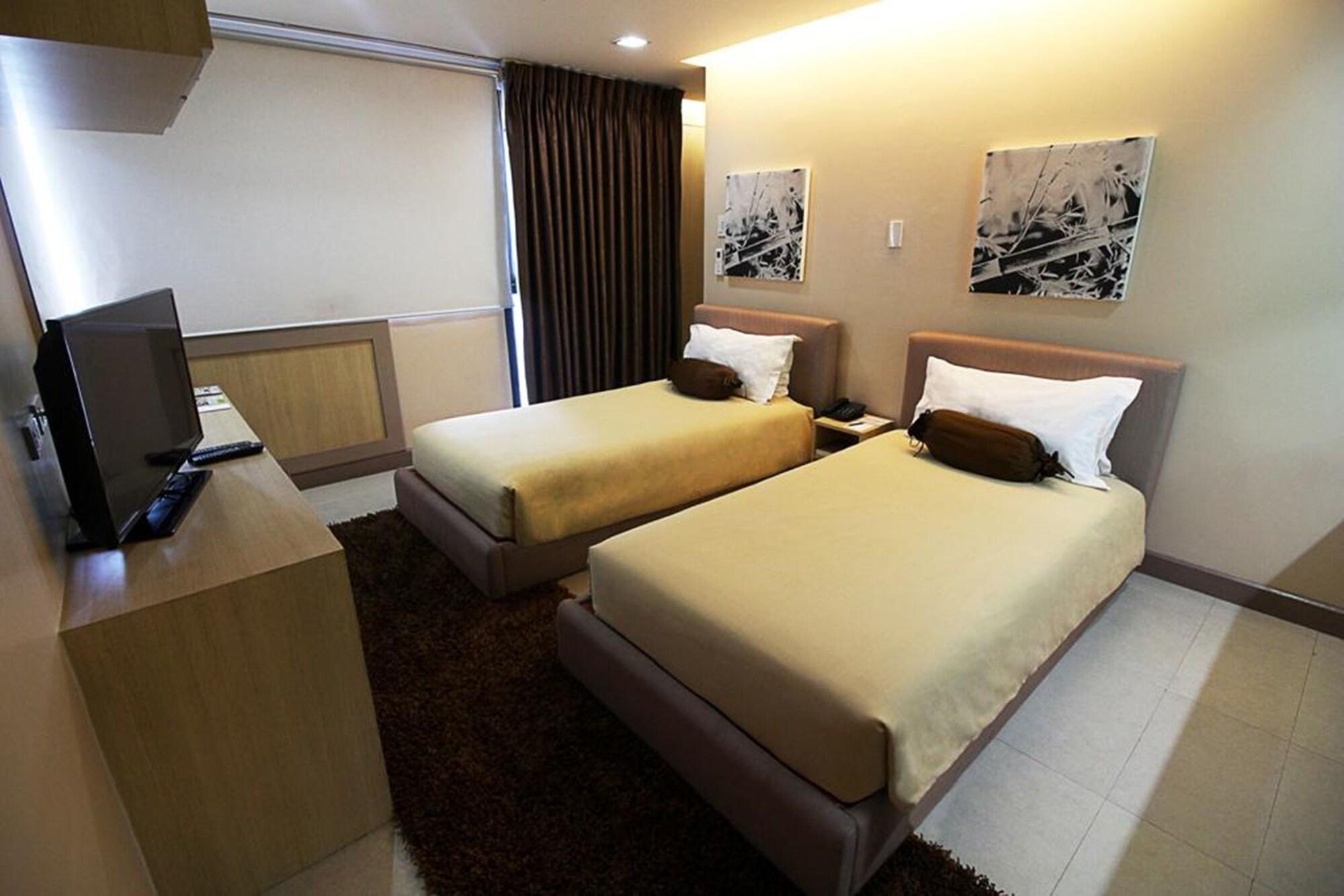 Bsa Twin Towers Aparthotel Mandaluyong Exterior foto