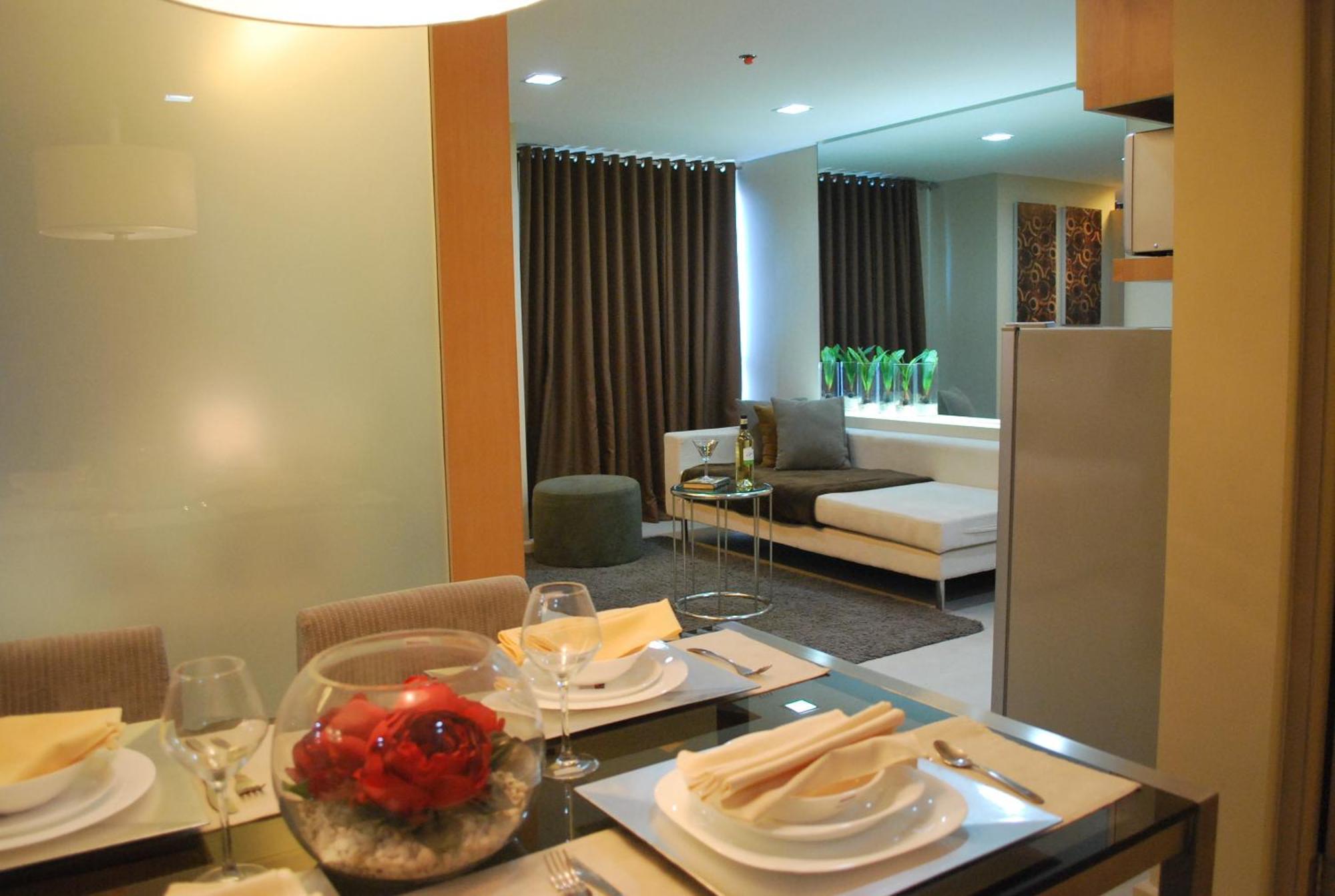 Bsa Twin Towers Aparthotel Mandaluyong Exterior foto