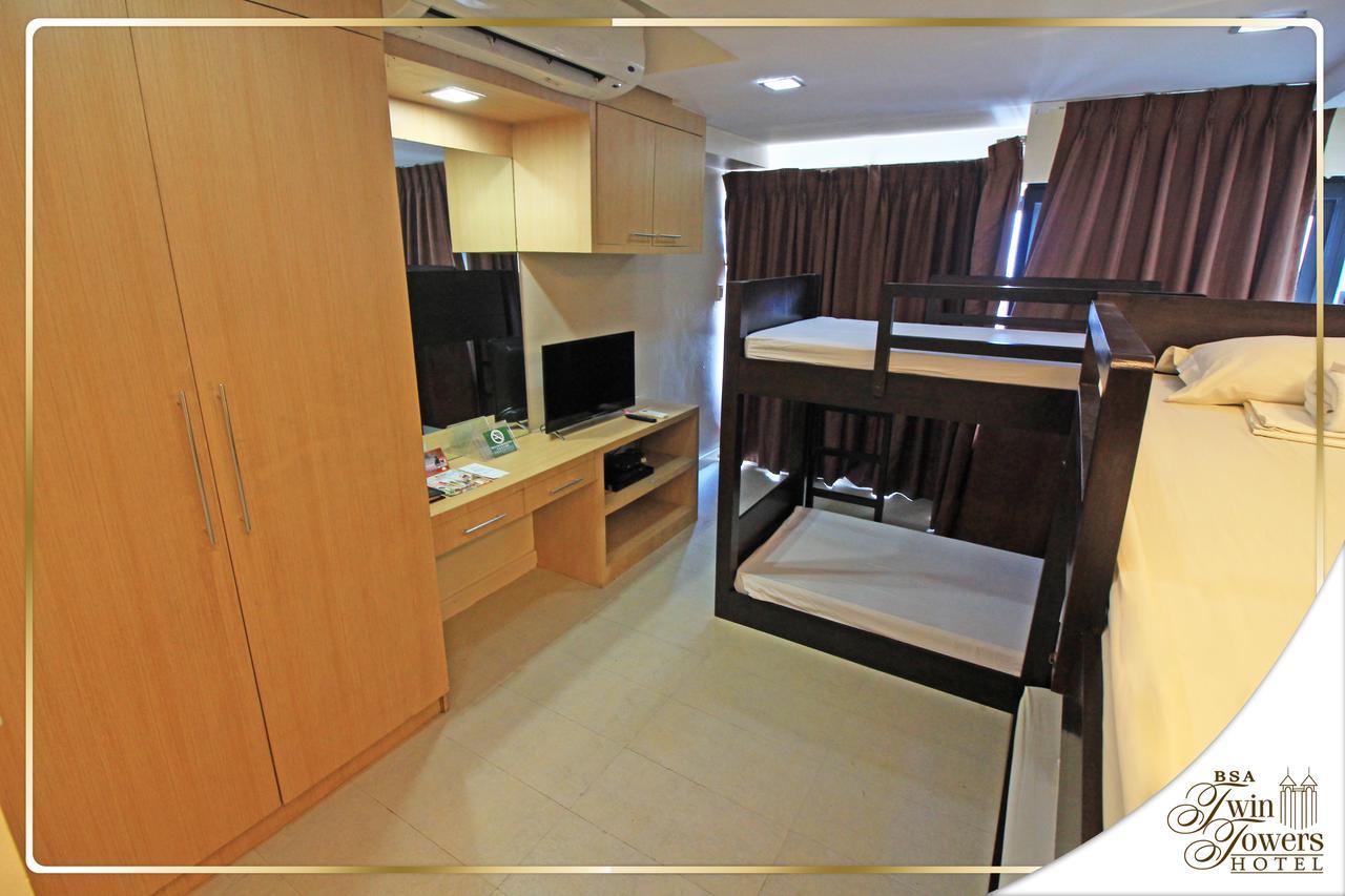 Bsa Twin Towers Aparthotel Mandaluyong Exterior foto